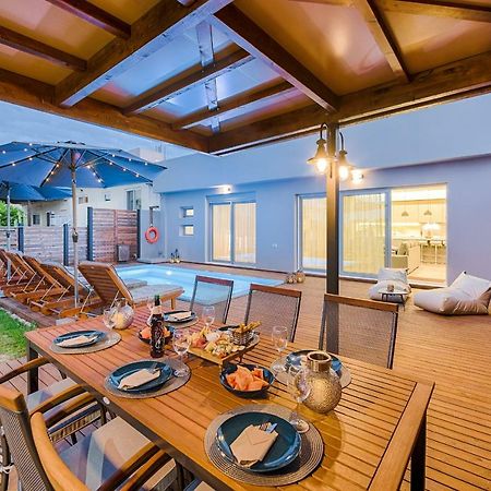 Nastazia Luxury Beach House Lalyssos Eksteriør billede