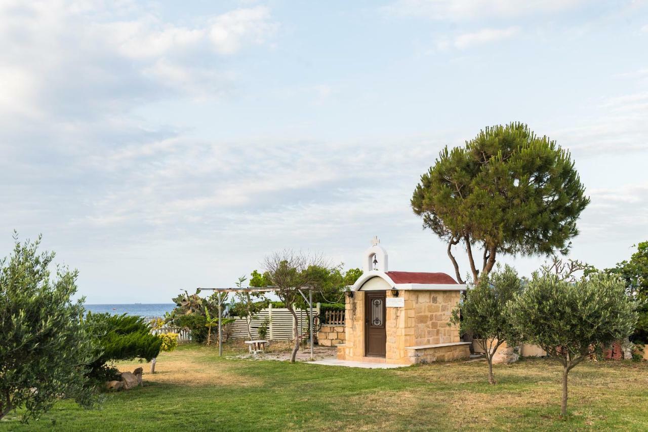 Nastazia Luxury Beach House Lalyssos Eksteriør billede