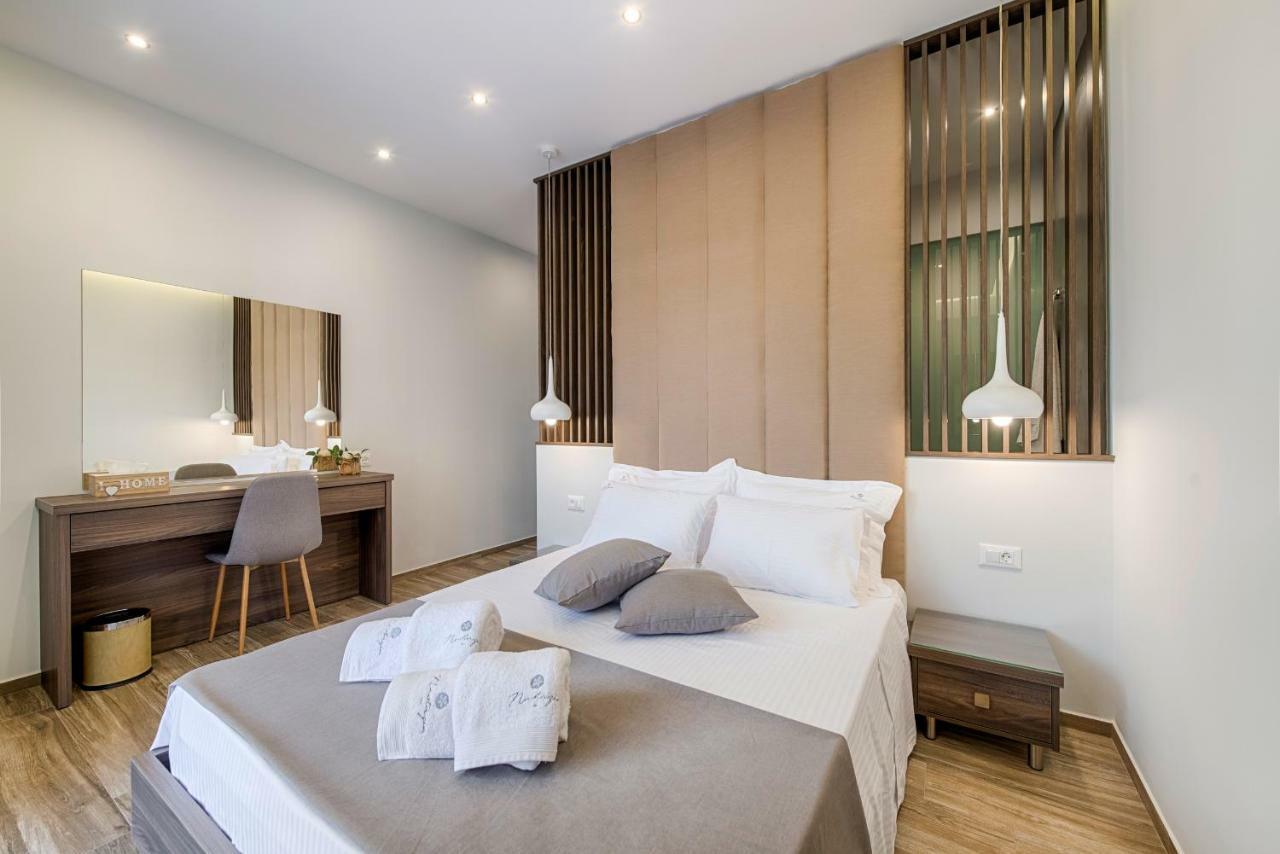 Nastazia Luxury Beach House Lalyssos Eksteriør billede