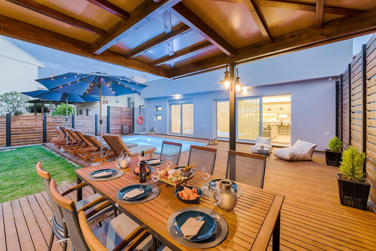 Nastazia Luxury Beach House Lalyssos Eksteriør billede